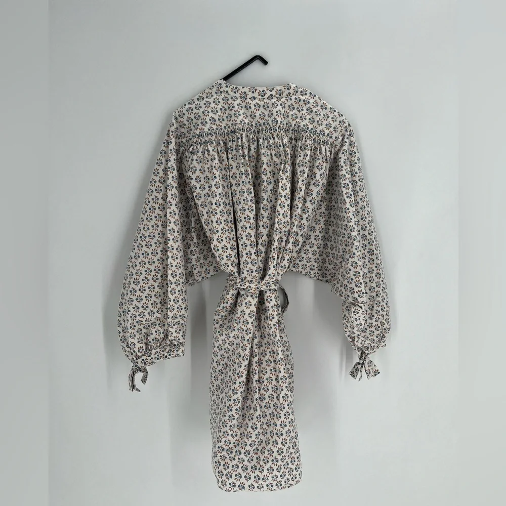 Doen Opal Belted Mini Dress In Blue Floral Meadow - Picture 5 of 10